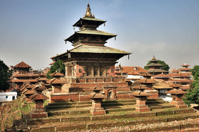 India y Nepal msticos con festival Holi 